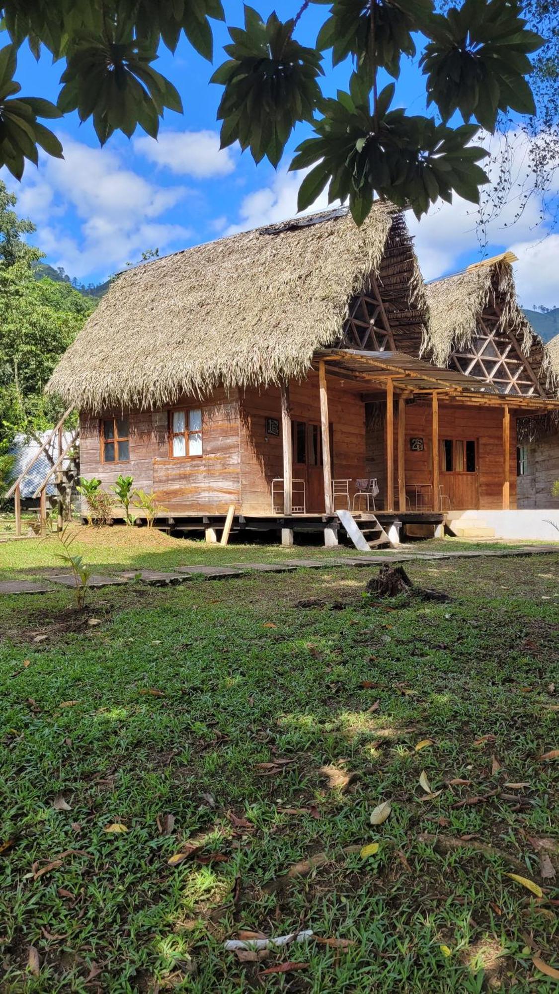 Pachamaya River Hostel Lanquín Eksteriør bilde