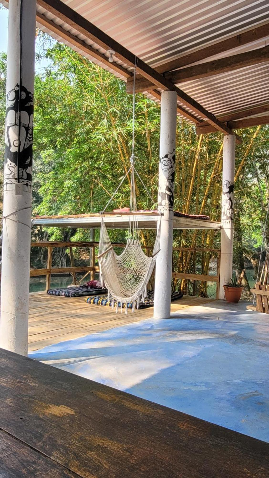 Pachamaya River Hostel Lanquín Eksteriør bilde