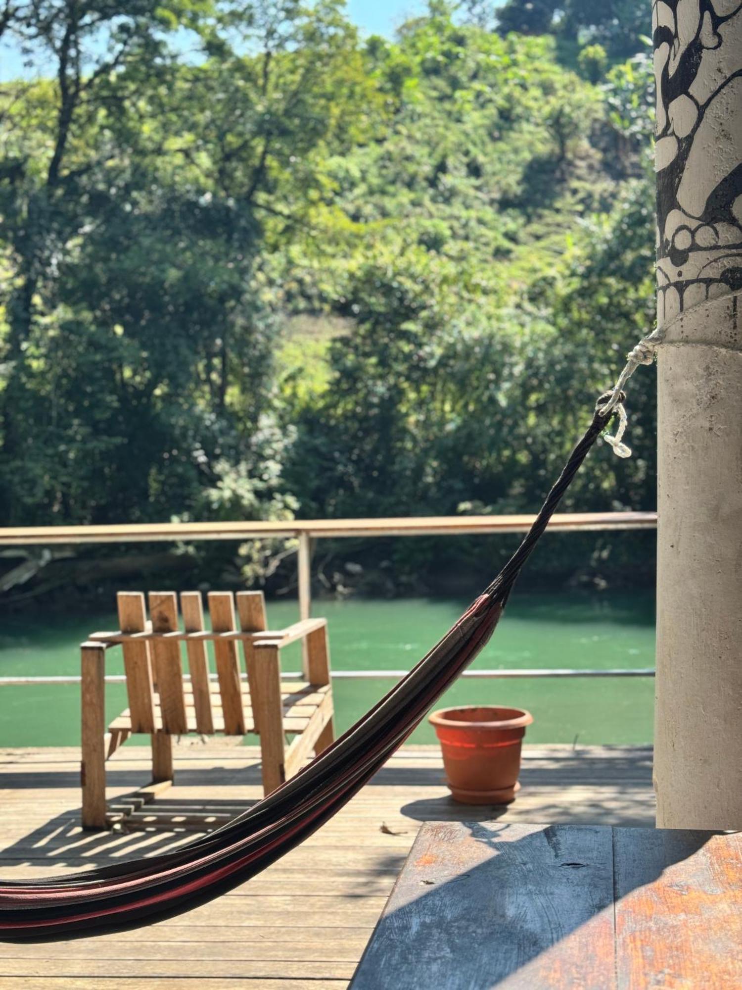 Pachamaya River Hostel Lanquín Eksteriør bilde