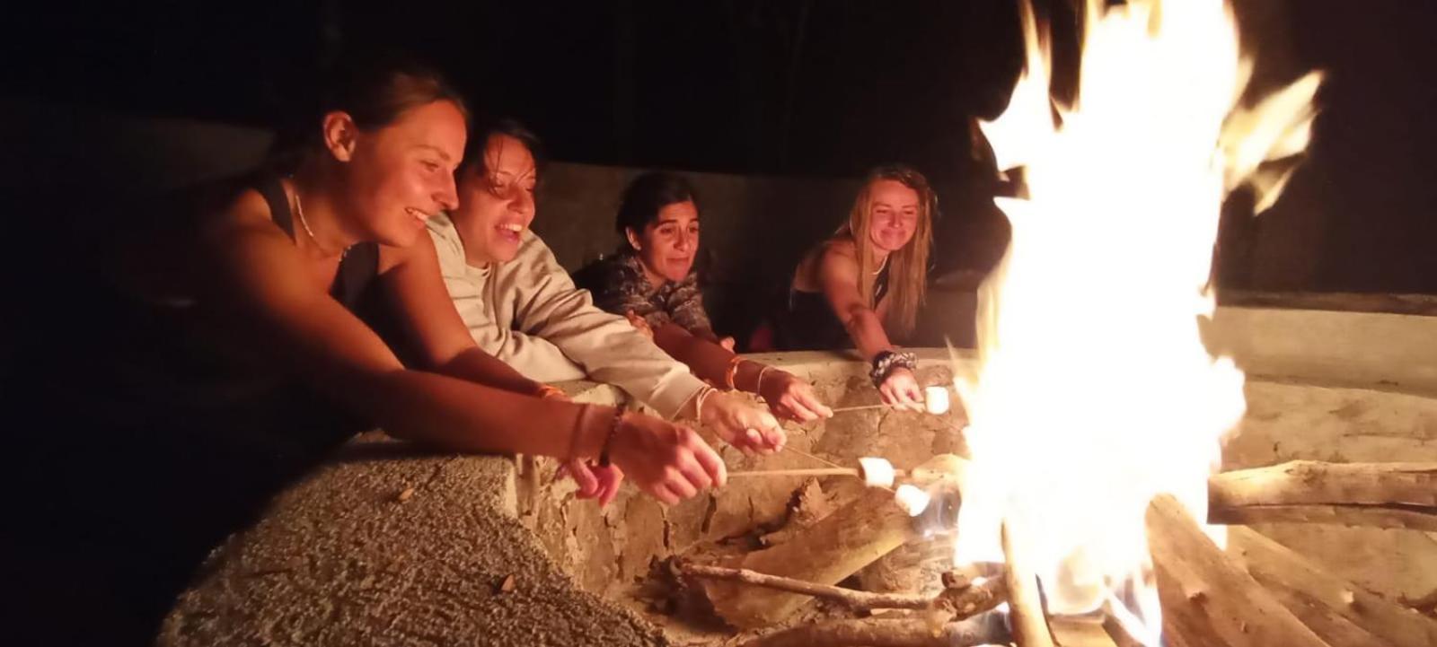 Pachamaya River Hostel Lanquín Eksteriør bilde